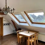Storchennest - Mit Kamin, Sauna, Garten, E-piano, Fahrradverleih