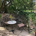 Apartment Storchennest - Mit Kamin, Sauna, Garten, E-piano, Fahrradverleih Putlitz