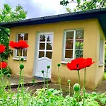 Storchennest - Mit Kamin, Sauna, Garten, E-piano, Fahrradverleih Putlitz