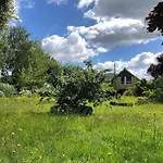 Storchennest - Mit Kamin, Sauna, Garten, E-piano, Fahrradverleih * Putlitz