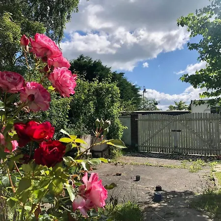 Storchennest - Mit Kamin, Sauna, Garten, E-piano *