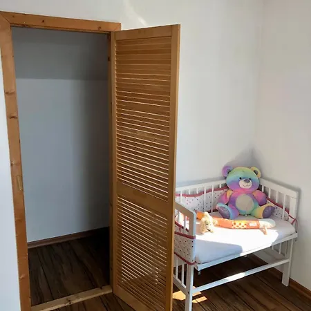 Apartment Storchennest - Mit Kamin, Sauna, Garten, E-piano *