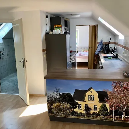 Apartment Storchennest - Mit Kamin, Sauna, Garten, E-piano