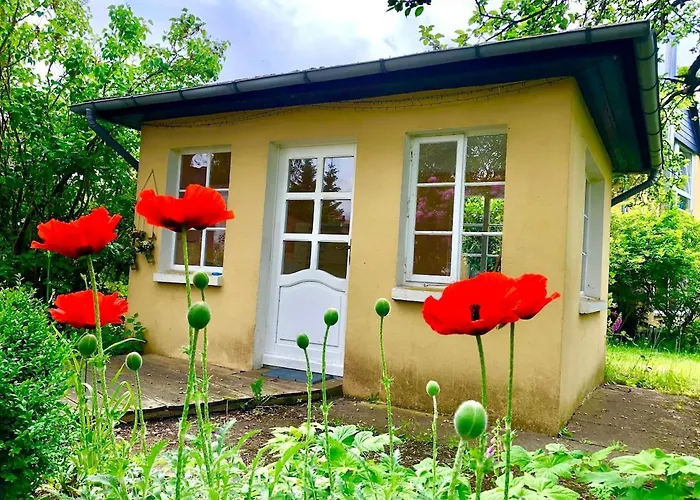 Storchennest - Mit Kamin, Sauna, Garten, E-piano, Fahrradverleih Putlitz