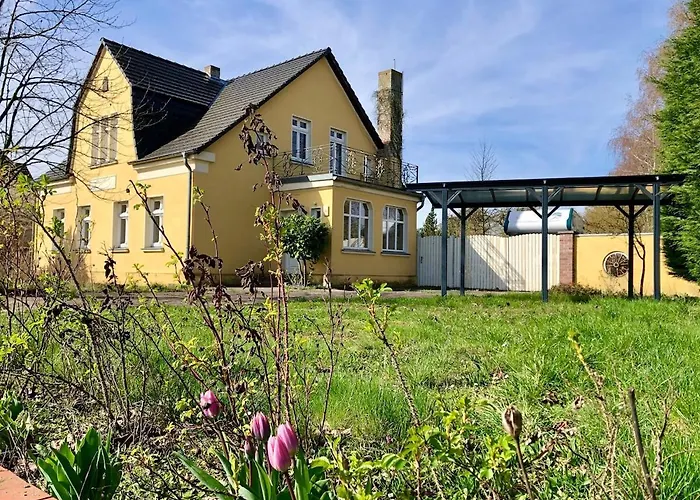Apartment Storchennest - Mit Kamin, Sauna, Garten, E-piano