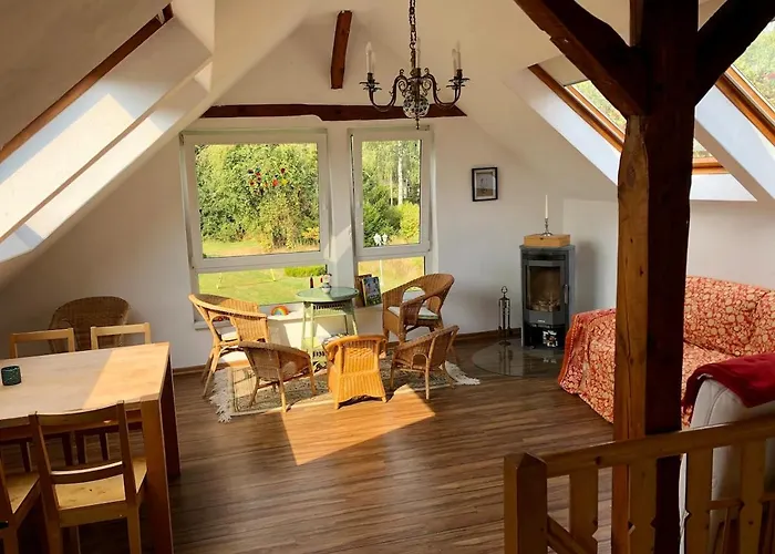 Storchennest - Mit Kamin, Sauna, Garten, E-piano Putlitz