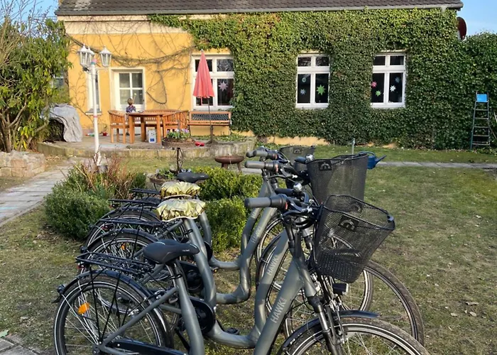 Storchennest - Mit Kamin, Sauna, Garten, E-piano, Fahrradverleih * Putlitz